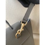 𝐂𝐞𝐥𝐢𝐧𝐞 Belt Bag Catfish Bag Small Grained Calfskin