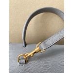 𝐂𝐞𝐥𝐢𝐧𝐞 Belt Bag Catfish Bag Small Grained Calfskin