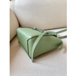 𝐂𝐞𝐥𝐢𝐧𝐞 𝐛𝐞𝐥𝐭 𝐩𝐢𝐜𝐨 𝟏𝟔𝐜𝐦 Grained Calfskin Bag