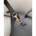 𝐂𝐞𝐥𝐢𝐧𝐞 𝐛𝐞𝐥𝐭 𝐩𝐢𝐜𝐨 𝟏𝟔𝐜𝐦 Grained Calfskin Bag