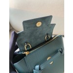 𝐂𝐞𝐥𝐢𝐧𝐞 𝐛𝐞𝐥𝐭 𝐩𝐢𝐜𝐨 𝟏𝟔𝐜𝐦 Grained Calfskin Bag