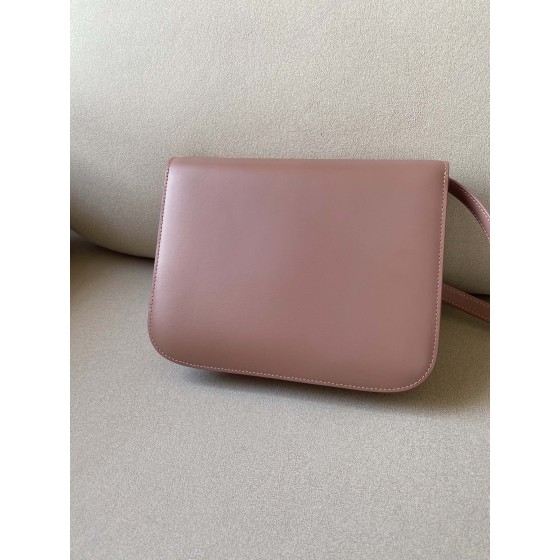 𝐂𝐞𝐥𝐢𝐧𝐞 CLASSIC