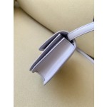 𝐂𝐞𝐥𝐢𝐧𝐞 Box Teen bag in polished calfskin