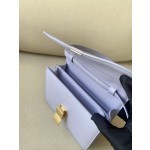 𝐂𝐞𝐥𝐢𝐧𝐞 Box Teen bag in polished calfskin