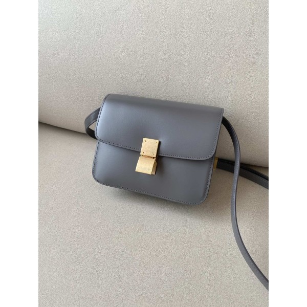 𝐂𝐞𝐥𝐢𝐧𝐞 Box Teen bag in polished calfskin