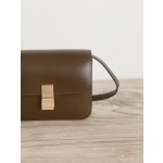 𝐂𝐞𝐥𝐢𝐧𝐞 Box Teen bag in polished calfskin