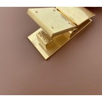 𝐂𝐞𝐥𝐢𝐧𝐞 Box Teen bag in polished calfskin