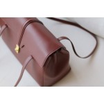 𝐂𝐞𝐥𝐢𝐧𝐞 soft 16 large soft bag in smooth calfskin