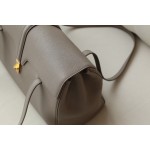 𝐂𝐞𝐥𝐢𝐧𝐞 soft 16 large soft bag in smooth calfskin