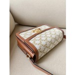 𝐂𝐞𝐥𝐢𝐧𝐞 Triomphe Medium 22.5cm