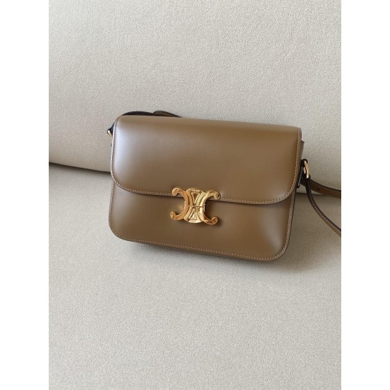 𝐂𝐞𝐥𝐢𝐧𝐞 Triomphe Medium 22.5cm