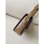 𝐂𝐞𝐥𝐢𝐧𝐞 Triomphe Medium 22.5cm