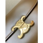 𝐂𝐞𝐥𝐢𝐧𝐞 Triomphe Medium 22.5cm