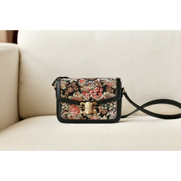 𝐂𝐞𝐥𝐢𝐧𝐞 Triomphe Medium 22.5cm