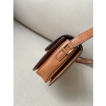 𝐂𝐞𝐥𝐢𝐧𝐞 Triomphe Medium 22.5cm