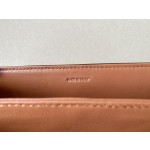 𝐂𝐞𝐥𝐢𝐧𝐞 Triomphe Medium 22.5cm