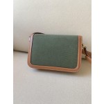 𝐂𝐞𝐥𝐢𝐧𝐞 Triomphe Medium 22.5cm