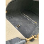 𝐂𝐞𝐥𝐢𝐧𝐞 SANGLE BUCKET bucket bag in soft grained calfskin