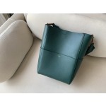 𝐂𝐞𝐥𝐢𝐧𝐞 SANGLE BUCKET bucket bag in soft grained calfskin