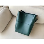 𝐂𝐞𝐥𝐢𝐧𝐞 SANGLE BUCKET bucket bag in soft grained calfskin