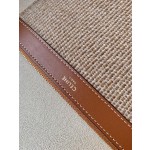 𝐂𝐞𝐥𝐢𝐧𝐞 BUCKET 16 bag in jacquard and calfskin