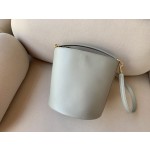 𝐂𝐞𝐥𝐢𝐧𝐞 BUCKET 16 bucket bag in smooth calfskin