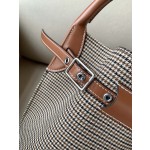 𝐂𝐞𝐥𝐢𝐧𝐞 BUCKET MAILL𝐂𝐞𝐥𝐢𝐧𝐞 BIG BAG NANO bucket bag in tweed and smooth calfskin