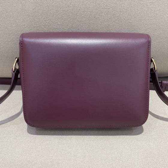 𝐂𝐞𝐥𝐢𝐧𝐞 Triomphe teen 18.5cm