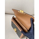 𝐂𝐞𝐥𝐢𝐧𝐞 Triomphe teen 18.5cm