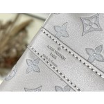 𝐋𝐎𝐔𝐈𝐒 𝐕𝐔𝐈𝐓𝐓𝐎𝐍 M46117 Classic Keepall Travel Bag