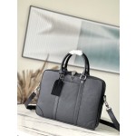 𝐋𝐎𝐔𝐈𝐒 𝐕𝐔𝐈𝐓𝐓𝐎𝐍 M30925 cross pattern This Voyage