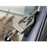 𝐋𝐎𝐔𝐈𝐒 𝐕𝐔𝐈𝐓𝐓𝐎𝐍 N40444 Pressed Voyage Small Briefcase