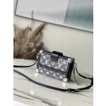 𝐋𝐎𝐔𝐈𝐒 𝐕𝐔𝐈𝐓𝐓𝐎𝐍 top original single M21462 Petite Malle handbag