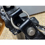 BALENCIAGA 𝐋𝐞 𝐂𝐚𝐠𝐨𝐥𝐞 Moon Bag