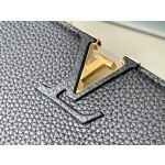 𝐋𝐎𝐔𝐈𝐒 𝐕𝐔𝐈𝐓𝐓𝐎𝐍 M22512 black color matching enamel floral chain