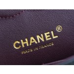 𝐂𝐇𝐀𝐍𝐄𝐋 Classic Flap Italy 🇮🇹 The 𝗚𝗥" Original Lambskin 🐑 Classic Flap Bag Gold Buckle Black Medium