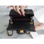 𝐂𝐇𝐀𝐍𝐄𝐋 Classic Flap Italy 🇮🇹 "𝗚𝗥" Original Lambskin 🐑 Classic Mouth Flap Bag Gold Buckle Black Square Fat 🔆