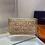 𝐏𝐑𝐀𝐃𝐀 New 1BH171 crease