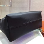 𝐏𝐑𝐀𝐃𝐀 New shopping bag