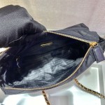 𝐏𝐑𝐀𝐃𝐀 Mid-vintage flip model