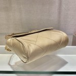 𝐏𝐑𝐀𝐃𝐀 Medium antique small satchel