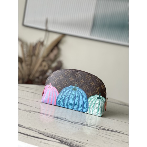 𝐋𝐎𝐔𝐈𝐒 𝐕𝐔𝐈𝐓𝐓𝐎𝐍      M46472