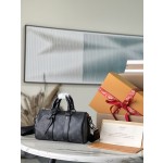 𝐋𝐎𝐔𝐈𝐒 𝐕𝐔𝐈𝐓𝐓𝐎𝐍   M46271