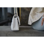 𝐂𝐇𝐀𝐍𝐄𝐋 Classic Flap France 🇫🇷 𝐇𝐚𝐚𝐬 Original Caviar 🐂 Original Lychee Pattern 🐂 Medium Size 🖤White