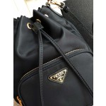 𝐏𝐑𝐀𝐃𝐀 Classic model 1BH038