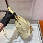 𝐏𝐑𝐀𝐃𝐀 Classic model 1BH038