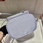 𝐏𝐑𝐀𝐃𝐀 Classic model 1BH038