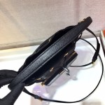 𝐏𝐑𝐀𝐃𝐀 Classic model 1BH038