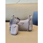 𝐏𝐑𝐀𝐃𝐀 New 1BH204 underarm bag