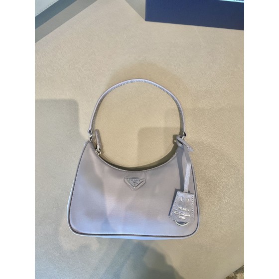 𝐏𝐑𝐀𝐃𝐀 1NE204 Moon Shaped Medium Vintage Bag